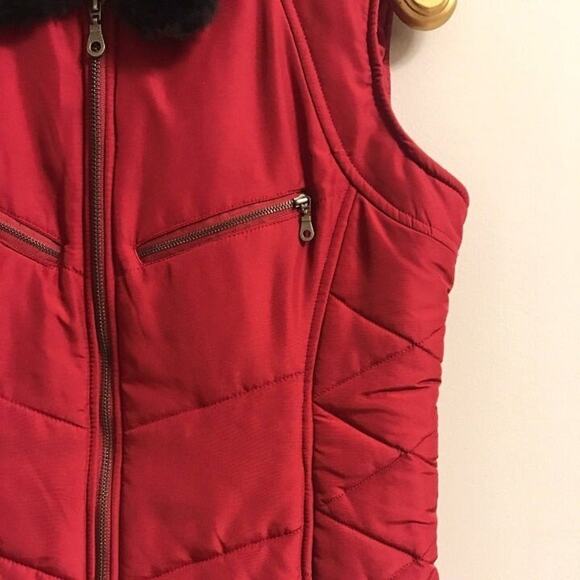 ND women’s full zipper Vest jacket  red sz mp sleeveless faux fur collar neck - Picture 6 of 7